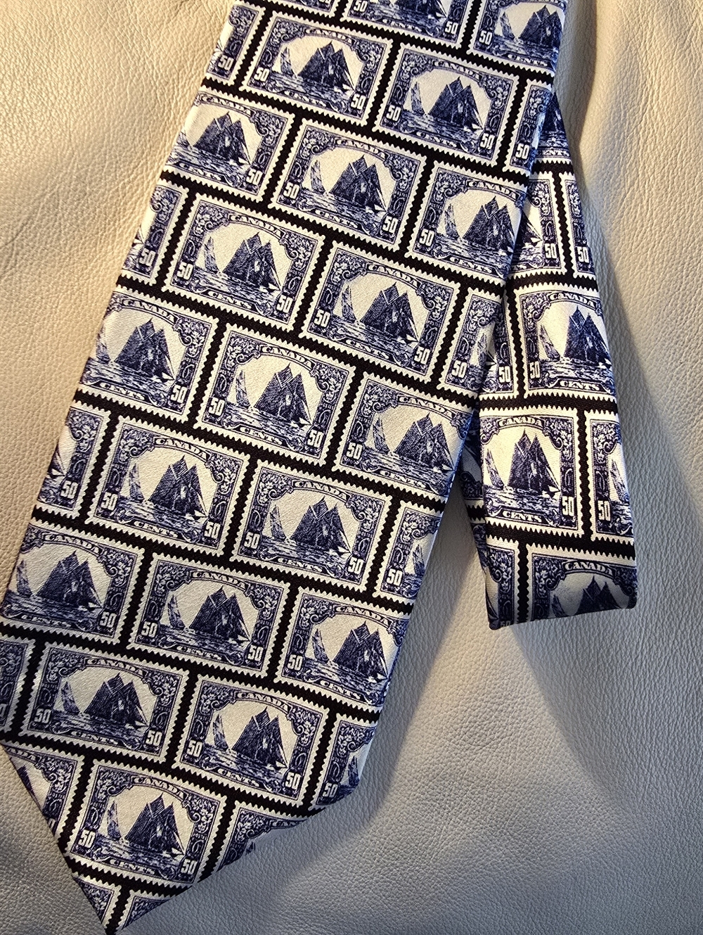 Museum Artifacts Mens 1929 Canadian 50 Cent Bluenose Schooner Stamp Silk Necktie